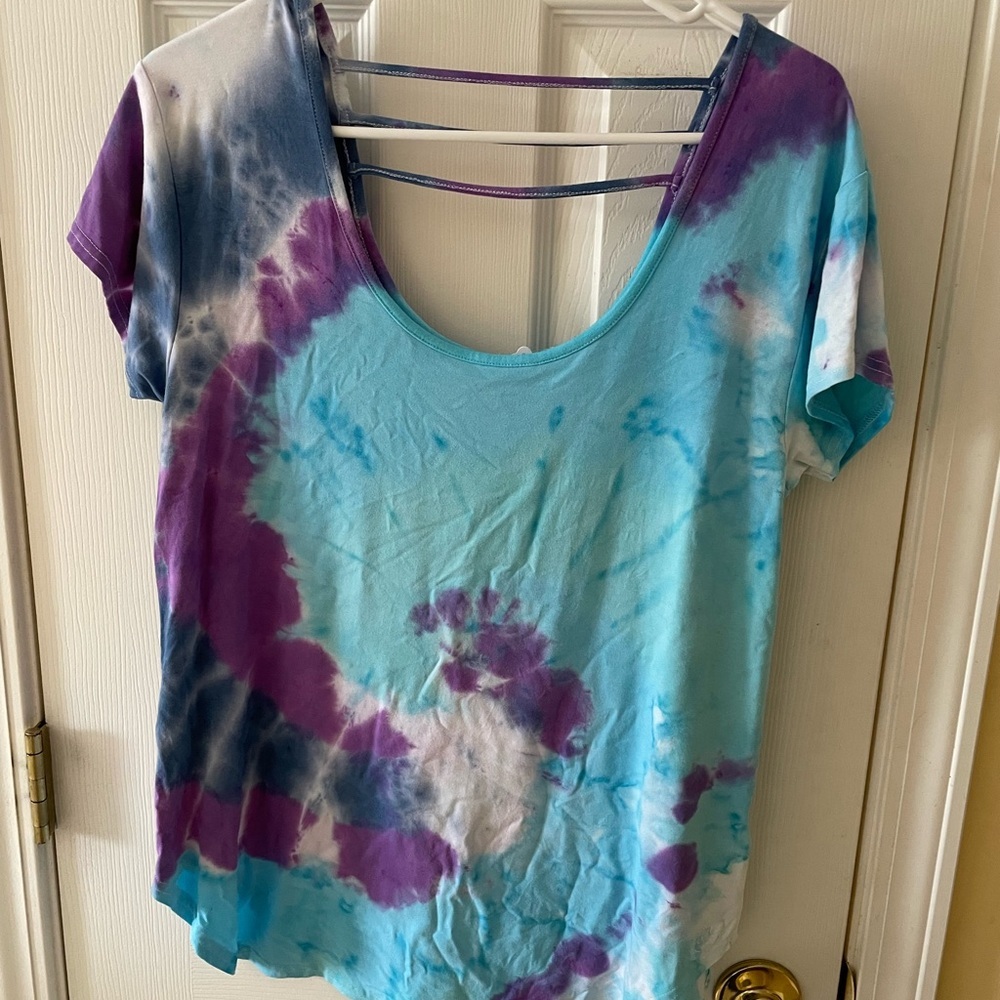🎨 KAVU Tie Dye Scoop Neck Top M 🎨